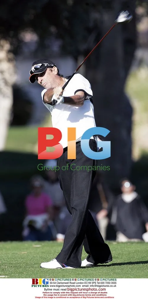 Alice Cooper plays golf at Bob Hope Classic