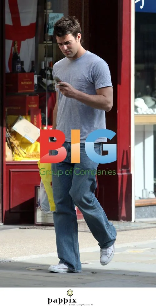 TV presenter Steve Jones seen chatting on phone