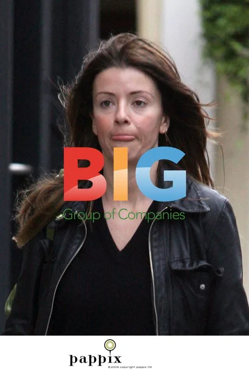 Noel Gallagher's Girlfriend Shopping