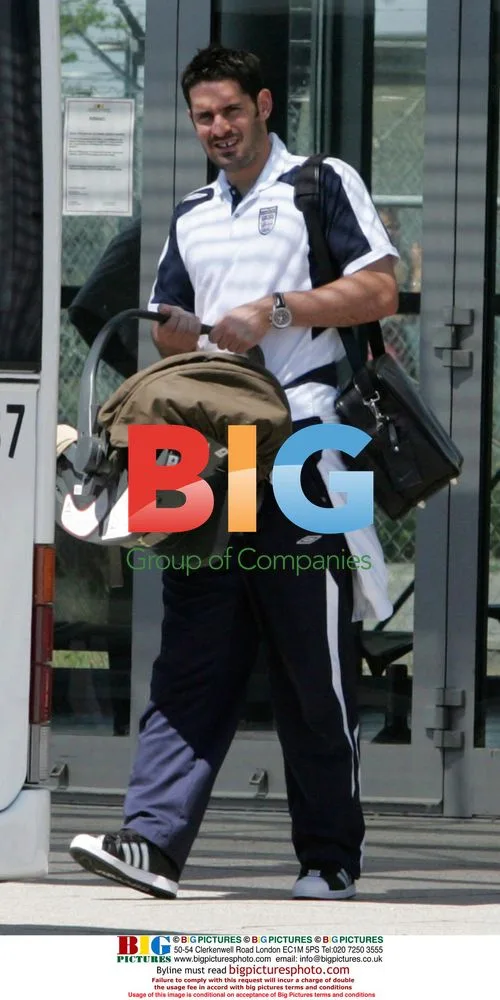 England footballers return home