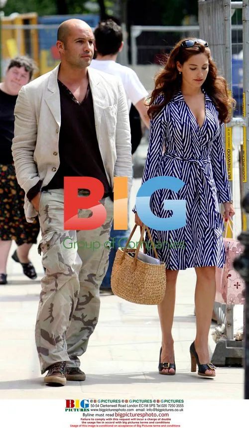 Kelly Brook and Billy Zane go shopping