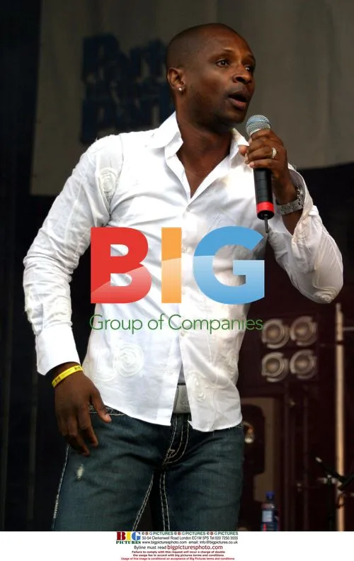ANDY ABRAHAM on stage at the Wave party