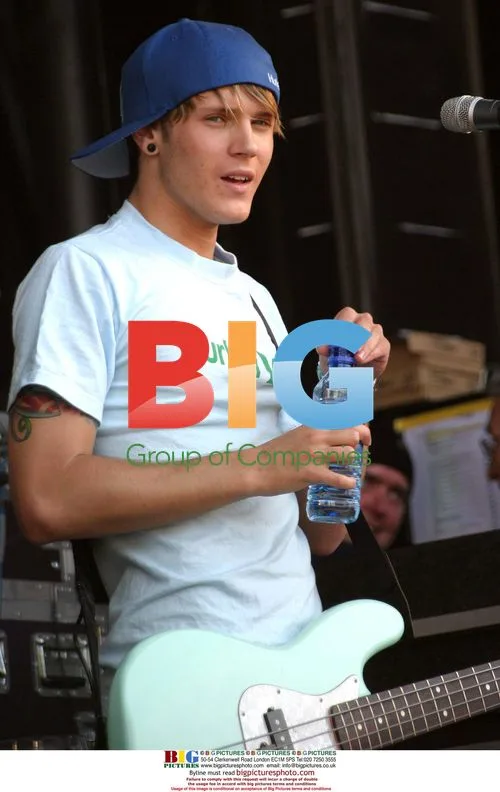 DOUGIE of MCFLY on stage at wave party