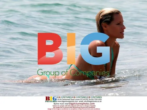 Michelle Hunziker on beach vacation