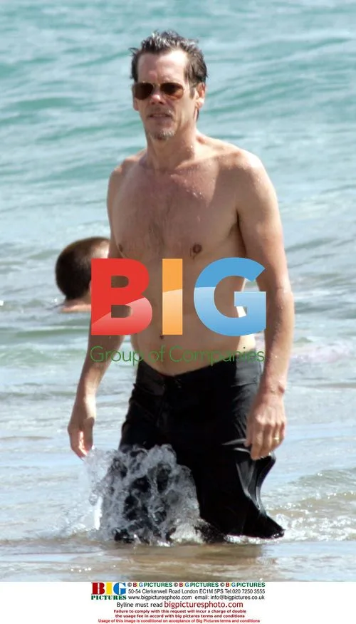 Kevin Bacon and Kyra Sedgwick in Hawaii