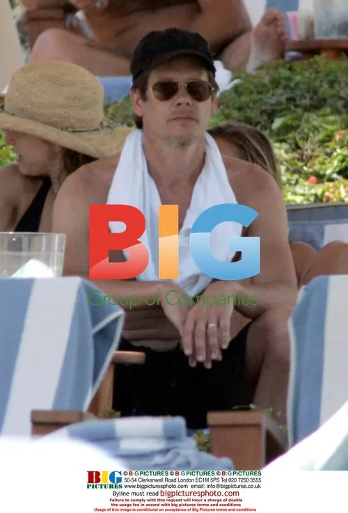 Kevin Bacon and Kyra Sedgwick in Hawaii