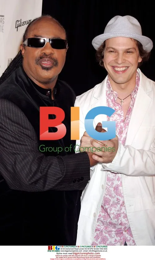 Stevie Wonder and Gavin DeGraw at 2006 Songwriters Hall of Fame Awards