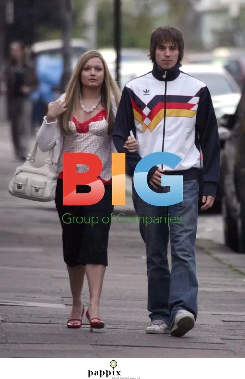 Jamie Davis out with girlfriend in London