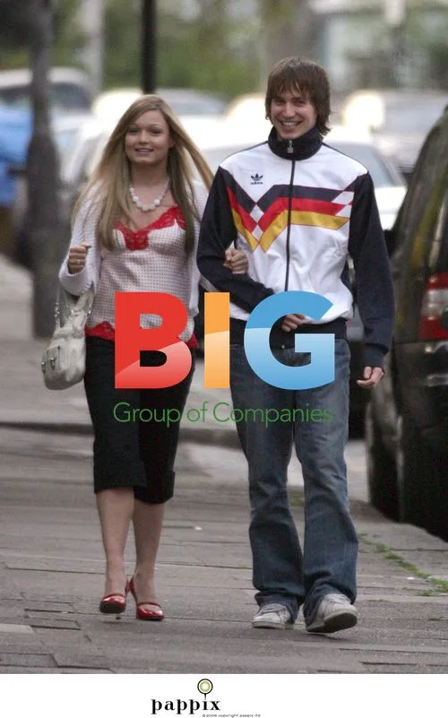 Jamie Davis and Girlfriend Out in London