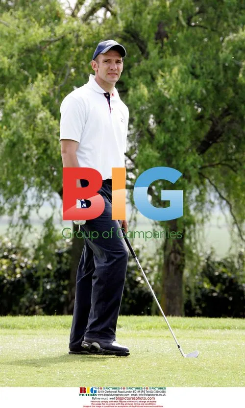 Chelsea stars hit the golf course