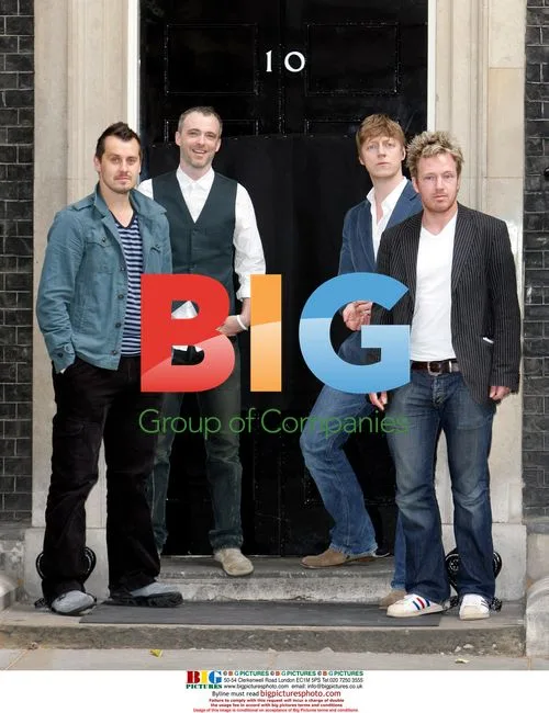 Travis Band Sticks G8 Reminder on Downing St