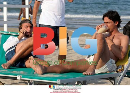 Pippo Inzaghi relaxes with Massimo Giletti