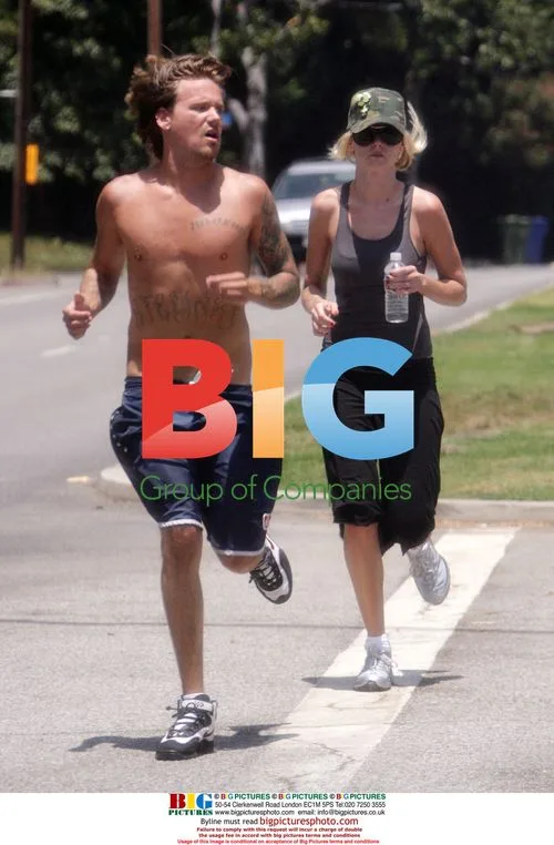 Kimberly and Sean Stewart Jogging in Santa Monica