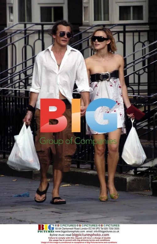 Keira Knightley and Rupert Friend go shopping