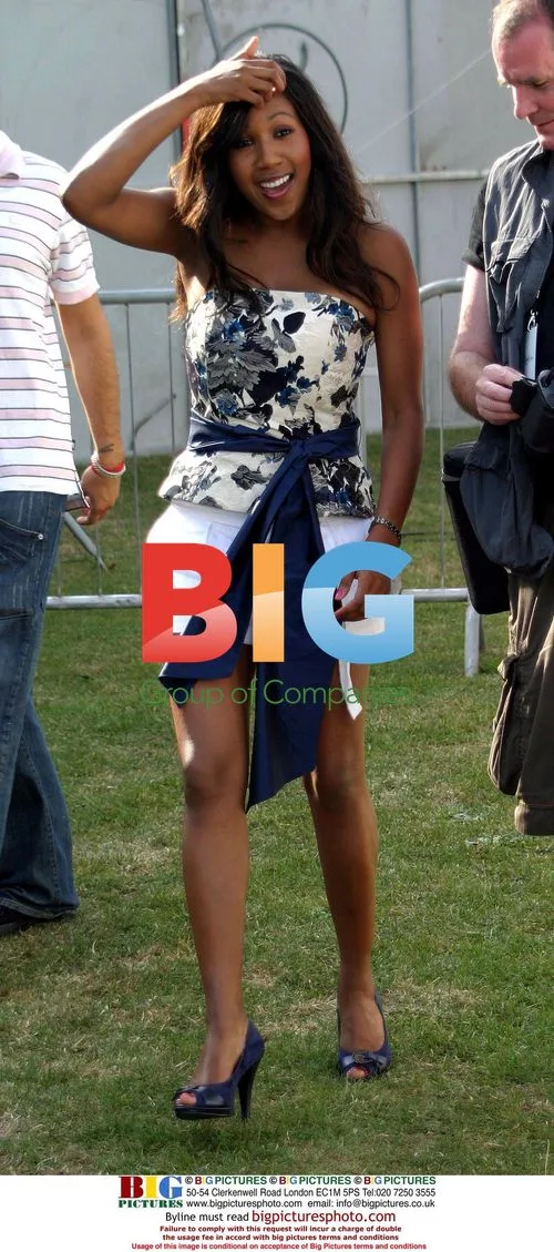 ROOSTER backstage at Radio Aire Party In The Park