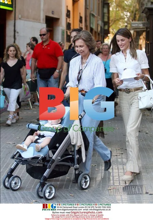 Queen Sofia, Princess Letizia and Princess Leonor shopping