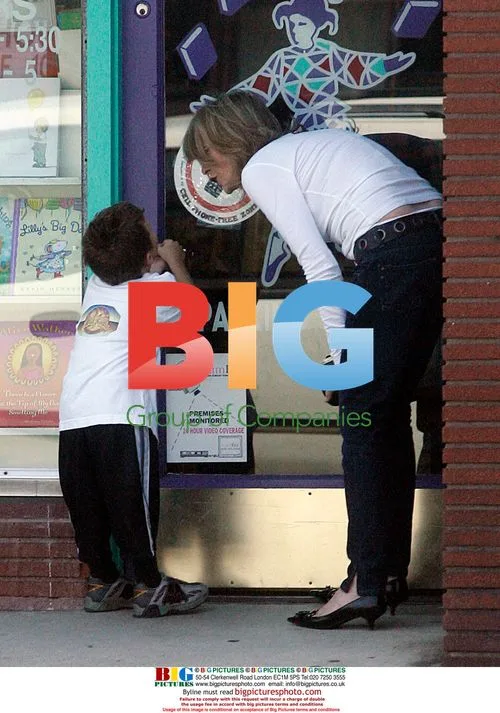 Diane Keaton and son Duke disappointed by closed toy store