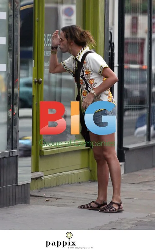 Flamboyant Stylist Ricardo Ribeiro Shopping in London