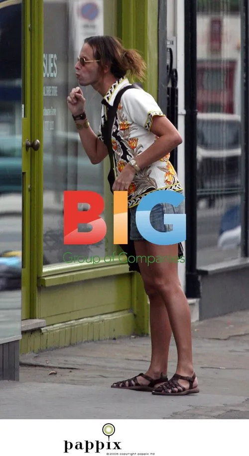 Ricardo Ribeiro Shopping in London