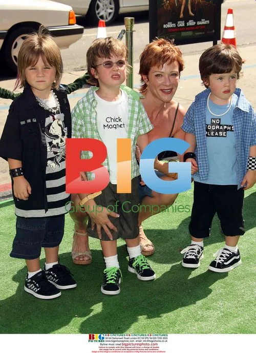 Lauren Holly at 'The Ant Bully' Premiere