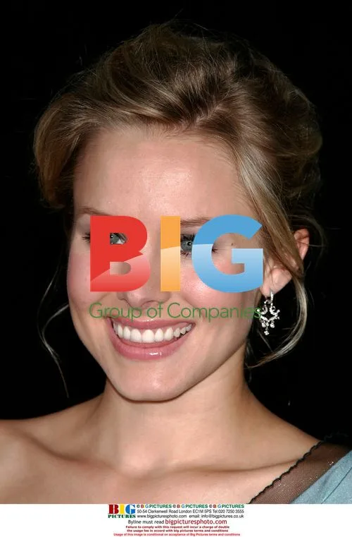 Kristen Bell at Clerks 2 Premiere