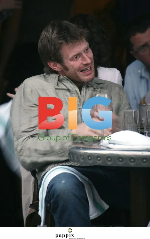 Jason Flemming and Girlfriend Enjoy Lunch
