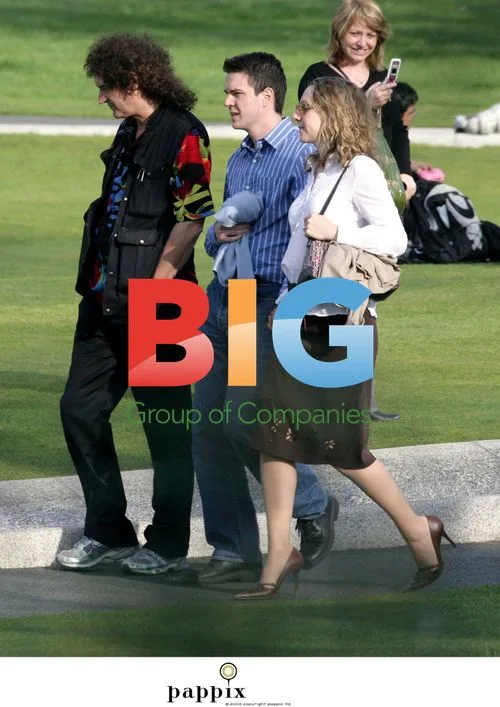 Queen's Brian May Visits Princess Diana Memorial