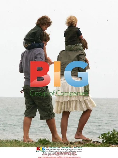 Jade Goody's Family Beach Outing