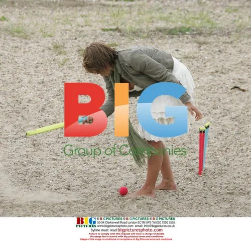 Jade Goody family outing at Kingsland beach