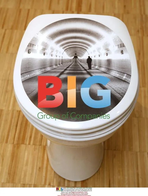 Oliver von Quast's POTT SPOT toilet lid sticker business
