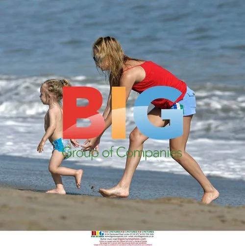 Kate Hudson and Son Ryder at Malibu Beach