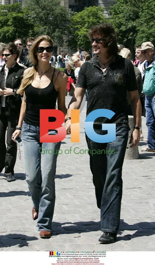 Denise Richards and Richie Sambora in Paris