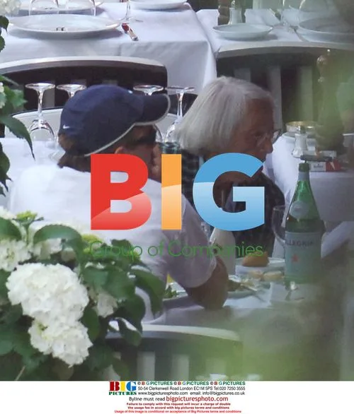 Leonardo DiCaprio with family in Paris