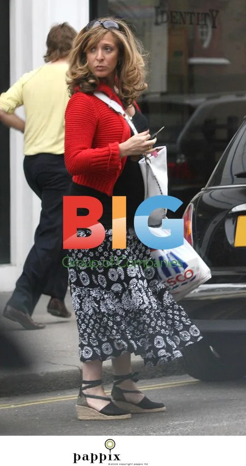 Tracey-Ann Obermann's dress caught in car door