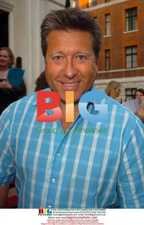 Neil Fox arriving at F1 Party in London