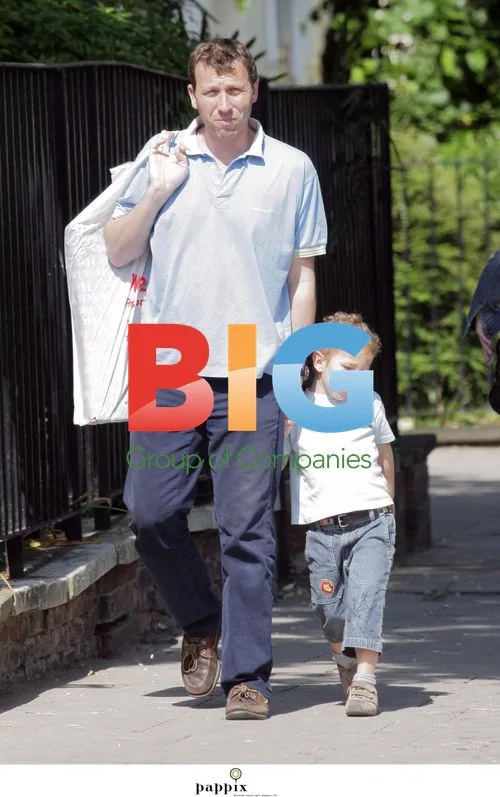 Mike Atherton picks up son from school