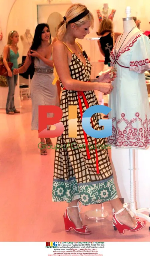 Paris Hilton and Kim Kardashian Shopping