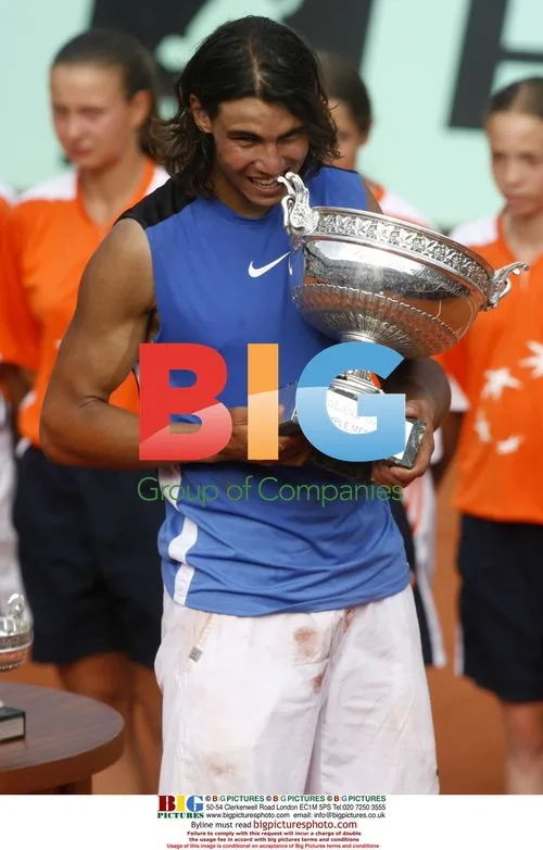 Nadal Defends French Open Title