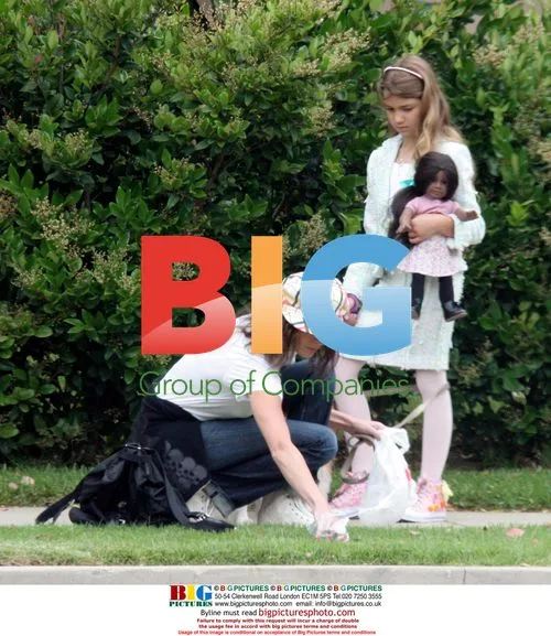 Teri Hatcher and Daughter Walk Dogs in LA