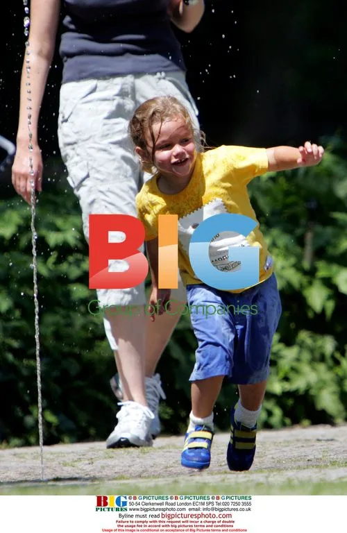 Beckham boys enjoy park day in Germany