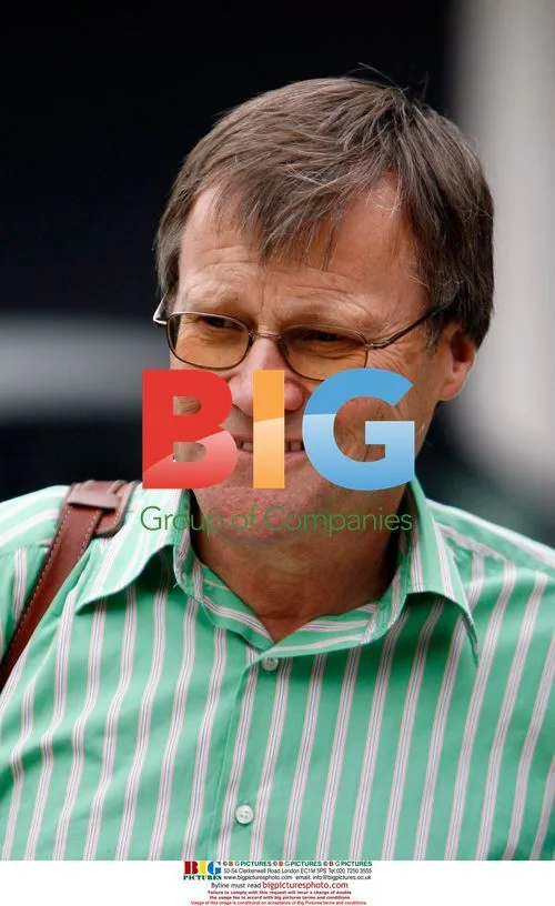 Coronation Street's David Neilson Leaving Set
