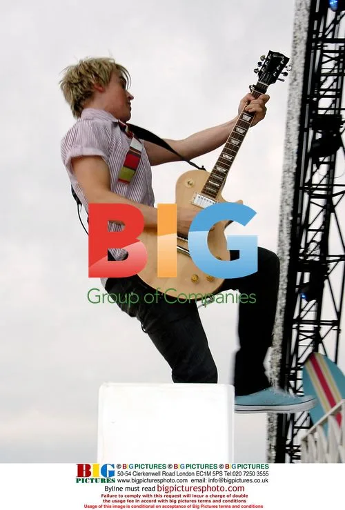 Tom Fletcher of McFLY at T4 on the Beach