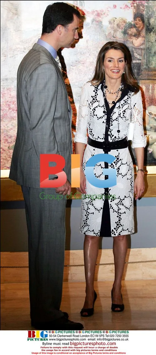 Felipe and Letizia Inaugurate Art Expo