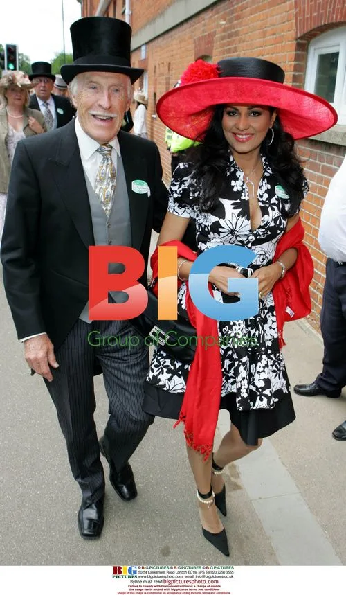 Bruce Forsyth and wife at Ascot