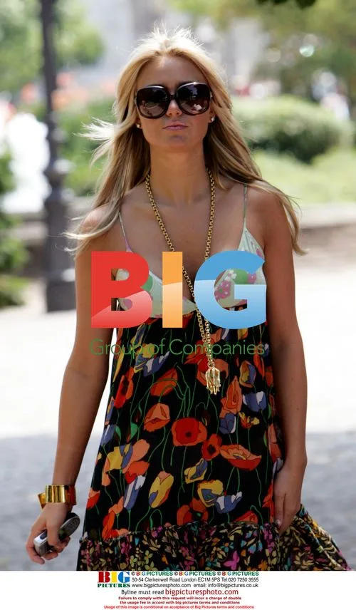 Alex Curran out shopping with daughter