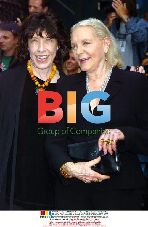 Lily Tomlin and Lauren Bacall at 'A Prairie Home Companion' Premiere