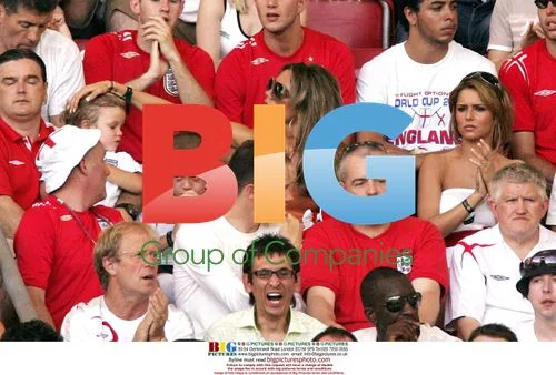 Victoria Beckham, Cheryl Tweedy and kids at World Cup