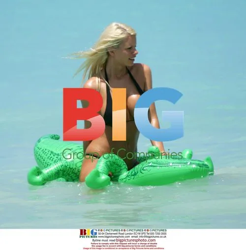 Emma B and Bryan Harvey Enjoy Caribbean Vacation