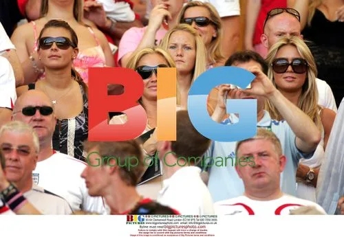 Coleen and Alex watch England match