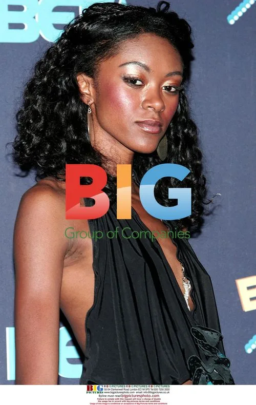 Model FURONDA at 2006 BET Awards